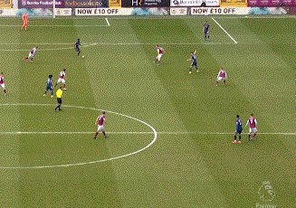 【英超】奥巴头筹扎卡送礼 阿森纳压哨中柱1比1客平